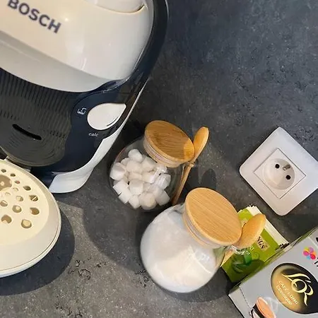 Petit Nid Douillet Mitoyen A Apartamento *